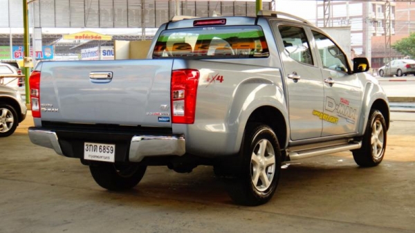 ขาย ALL NEW D-MAX V-CROSS 3.0Ddi VGS TUBRO 4X4 ปี 2014 ขาย ALL NEW D-MAX V-CROSS 3.0Ddi VGS TUBRO 4X4 ปี 2014
