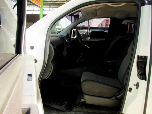 ขาย Nissan Navara Cab 2.5SE Caribe ปี 2013