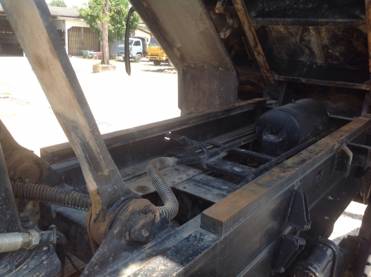 ขายสิบล้อ 320 ขายสิบล้อ 320