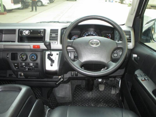 ขายรถตู้ Toyota Ventury 2.7V ปี 2012