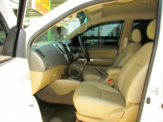 ขายกระบะ Toyota Vigo Champ Prerunner 2.5 ตัว E 4ประตู ปี 2014 ขายกระบะ Toyota Vigo Champ Prerunner 2.5 ตัว E 4ประตู ปี 2014