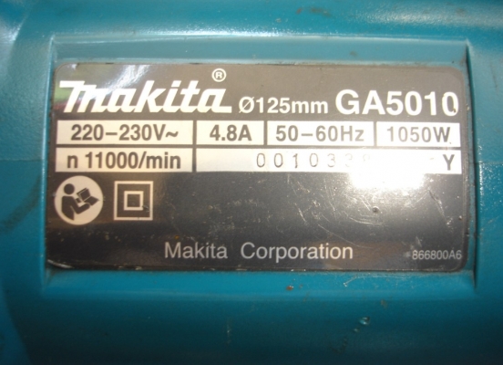 ขายเครื่องเจียรไฟฟ้า 5 นิ้ว 1050 วัตต์ Makita รุ่น GA5010