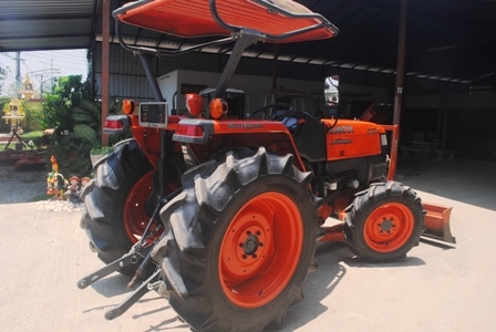 ขายรถไถKubota L4508DI (4WD) พร้อมใบมีดหน้า และผานพรวนช้าง รถUC ตรวจเช็คแล้ว