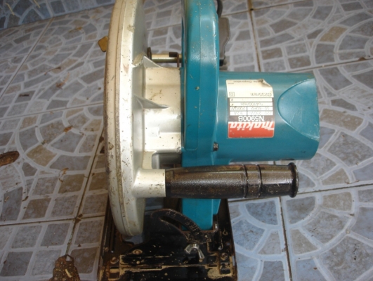 ขายเลื่อยวงเดือน 9 นิ้ว makita รุ่น N5900B (2,000w.)