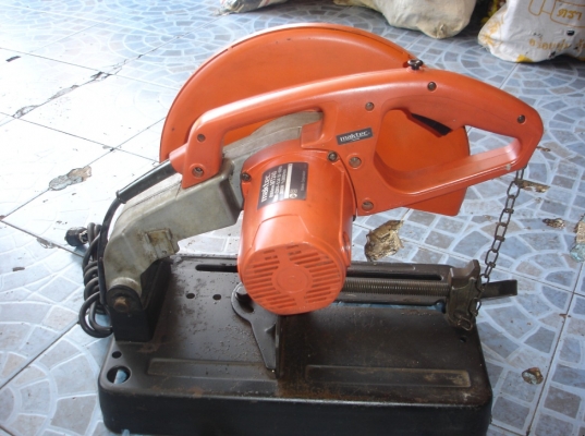 ขายแท่นตัดไฟเบอร์ 14 นิ้ว 2,000 วัตต์ Maktec รุ่น MT 240