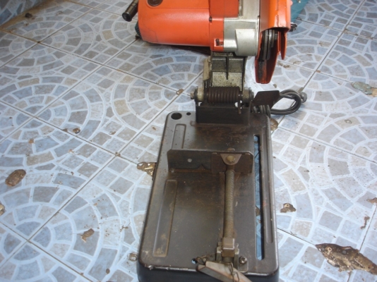 ขายแท่นตัดไฟเบอร์ 14 นิ้ว 2,000 วัตต์ Maktec รุ่น MT 240