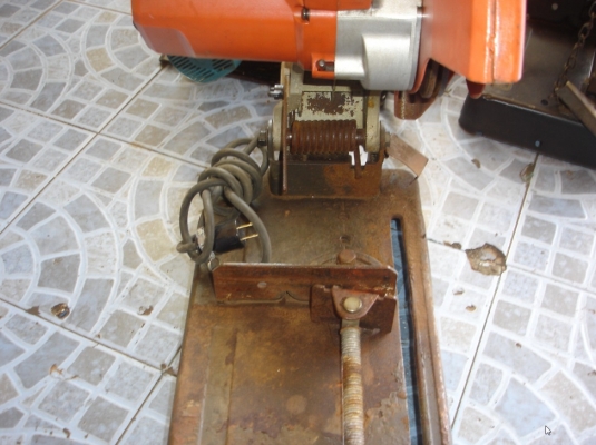 ขายแท่นตัดไฟเบอร์ 14 นิ้ว 2,000 วัตต์ Maktec รุ่น MT241