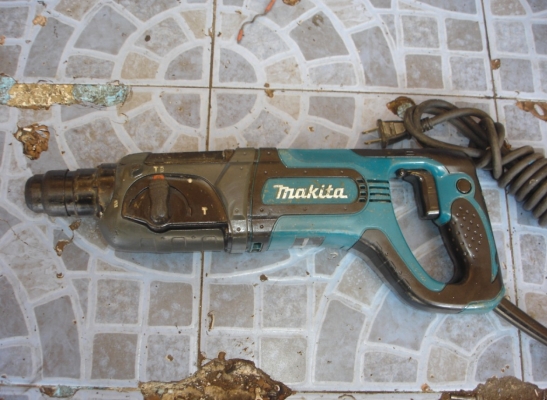 ขายสว่านโรตารี่ 24มม. makita hr2475 (780w.) 3ระบบ