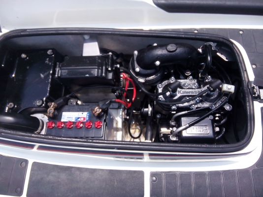 เรือนั่งคาวาซากิ 650 2 ที่นั่ง