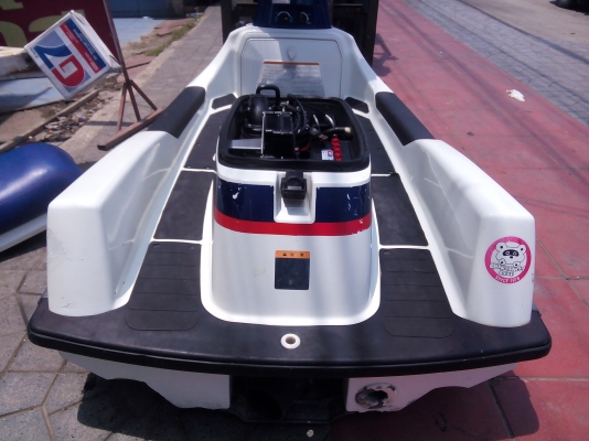 เรือนั่งคาวาซากิ 650 2 ที่นั่ง