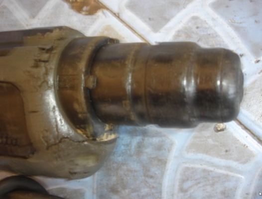 สว่านโรตารี่ 24มม. makita hr2470f (780w.) 3ระบบ