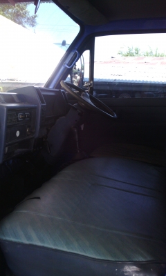 รถสี่ล้อ    88  แรง  เครื่องดี  ครัชชีดี  พวงมาลัยเพาเวอร์  แอร์เย็น  เอกสารพร้อม