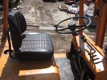 ขาย - รถยก โฟล์ทลิฟท์ TOYOTA: 2FGH 15  ขนาด 1.5 ตัน ราคาไม่ถึงแสนครับ