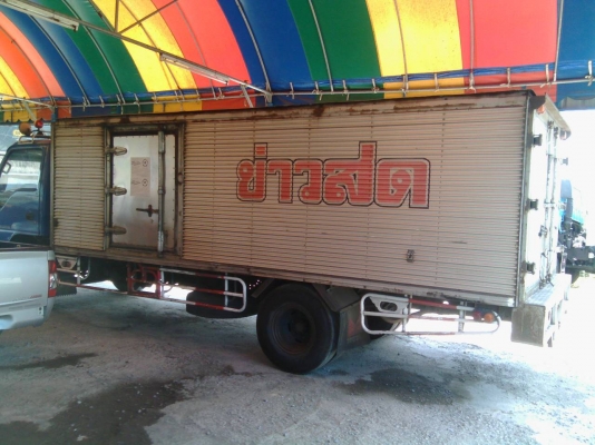 หกล้อ อีซูซุ NQR150ปี49รถห้างแท้ บรรทุกตู้แห้ง สภาพดีพร้อมใช้งาน เอกสารทะเบียนพร้อมโอน (มี2คัน)