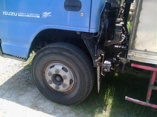 หกล้อ อีซูซุ NQR150ปี49รถห้างแท้ บรรทุกตู้แห้ง สภาพดีพร้อมใช้งาน เอกสารทะเบียนพร้อมโอน (มี2คัน)