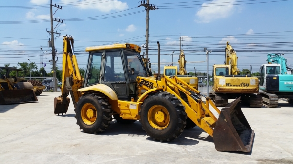ขาย รถตักหน้าขุดหลัง JCB 215S สภาพสวย นำเข้าจากประเทศสหรัฐอเมริกา 2 เพลา 4x4 92 แรงม้า ไม่เคยผ่านการใช้งานในไทย
