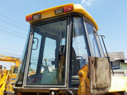 ขาย รถตักหน้าขุดหลัง JCB 215S สภาพสวย นำเข้าจากประเทศสหรัฐอเมริกา 2 เพลา 4x4 92 แรงม้า ไม่เคยผ่านการใช้งานในไทย