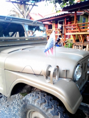 Jeep Cherokee 4x4 พร้อมใช้ Jeep Cherokee 4x4 พร้อมใช้