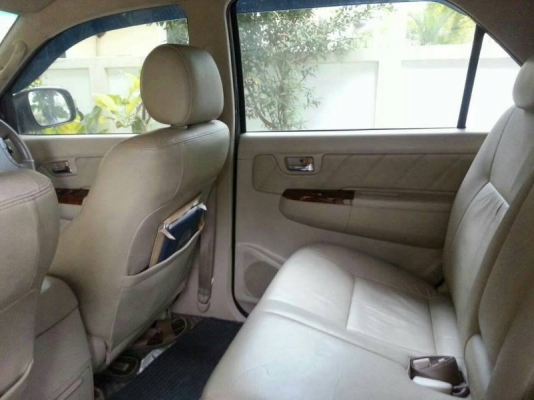 Toyota Fortuner ปี06