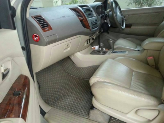 Toyota Fortuner ปี06