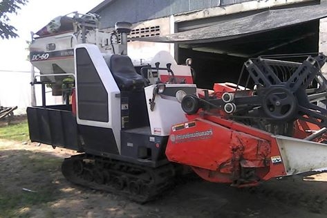 ขายรถเกี่ยวข้าวKUBOTA DC60 สภาพสวย ปี54 ช่วงล่างดี ทำงานเร็ว ใช้งานได้ทุกระบบ เล่มทะเบียนพร้อมโอน สนใจโทร 090-8588220คุณนะ 093-3258446คุณบิว ID:narong498 หรือ www.truck.in.th/498 หรือเพจFacebook ณรงค์ ซื้อขายรถมือสอง (เว็บไซต์ส่วนตัว)