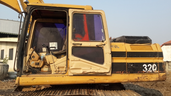 ขาย cat320 v 2