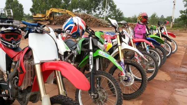 ขาย crf ปี2006 สภาพโกดัง ขาย crf ปี2006 สภาพโกดัง