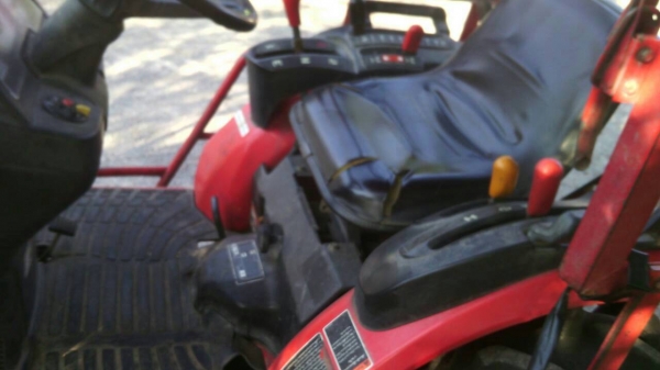 ขายรถไถ KUBOTA B2420 พร้อมโครงเหล็ก ราคา 165,000 อ.แกลง จ.ระยอง สอบถาม 0818618678 ขายรถไถ KUBOTA B2420 พร้อมโครงเหล็ก ราคา 165,000 อ.แกลง จ.ระยอง สอบถาม 0818618678