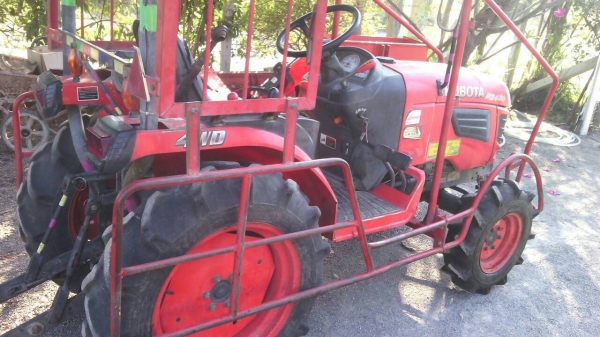 ขายรถไถ KUBOTA B2420 พร้อมโครงเหล็ก ราคา 165,000 อ.แกลง จ.ระยอง สอบถาม 0818618678 ขายรถไถ KUBOTA B2420 พร้อมโครงเหล็ก ราคา 165,000 อ.แกลง จ.ระยอง สอบถาม 0818618678