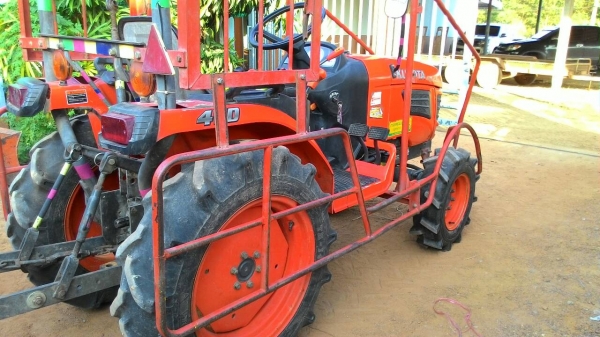 ขายรถไถ KUBOTA B2420 พร้อมโครงเหล็ก ราคา 165,000 อ.แกลง จ.ระยอง สอบถาม 0818618678 ขายรถไถ KUBOTA B2420 พร้อมโครงเหล็ก ราคา 165,000 อ.แกลง จ.ระยอง สอบถาม 0818618678