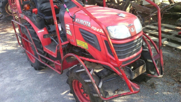 ขายรถไถ KUBOTA B2420 พร้อมโครงเหล็ก ราคา 165,000 อ.แกลง จ.ระยอง สอบถาม 0818618678