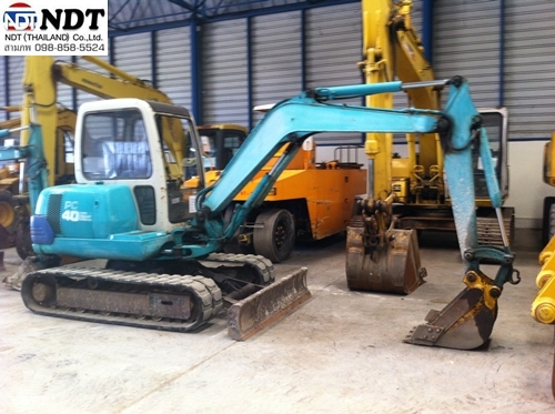 ขุดเล็ก PC40-7 ปี1991  4982ชม. ปั้ม เอว เกียร์แรงดี เครื่อง 4D84 ราคาไม่แพง ดูของได้ที่โกดังครับ