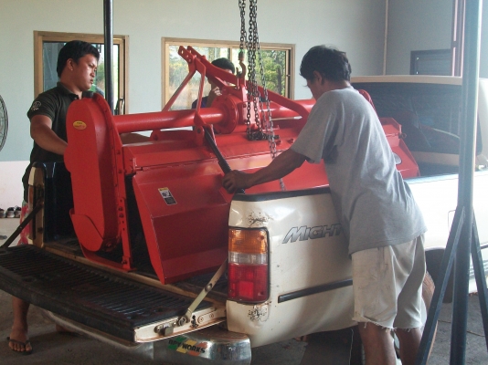 ขายโรตารี่่1.80 เมตรตราช้างใส่กับรถไถ 45 -47แรงพร้อมยอยใหม่