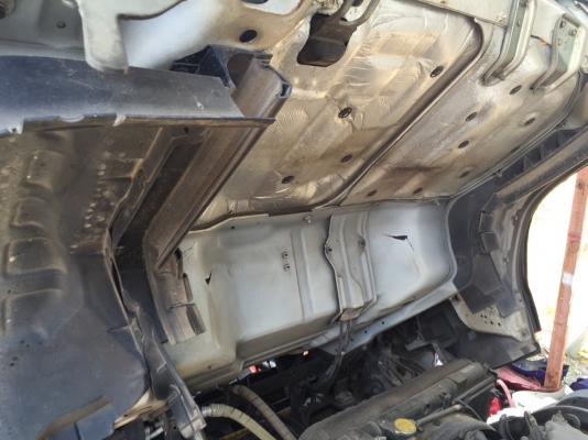 6 ล้อดั้ม 175 แรง ISUZU NQR75LY52E-100933 รถห้างแท้ สวยมากๆจอดไม่ค่อยใช้งาน สวยเดิมๆจากห้าง