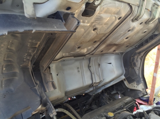 6 ล้อดั้ม 175 แรง ISUZU NQR75LY52E-100933 รถห้างแท้ สวยมากๆจอดไม่ค่อยใช้งาน สวยเดิมๆจากห้าง