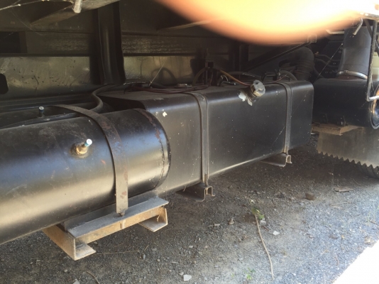 6 ล้อดั้ม 175 แรง ISUZU NQR75LY52E-100933 รถห้างแท้ สวยมากๆจอดไม่ค่อยใช้งาน สวยเดิมๆจากห้าง