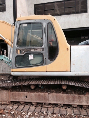 ขายด่วน komatsu pc 200 6 ราคา 735,000บาท