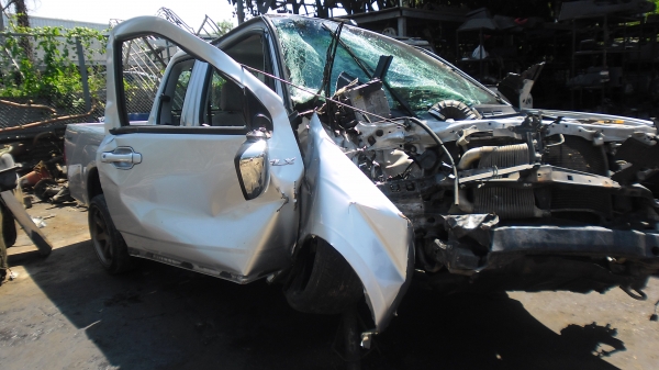 แยกขายอะไหล่ดีแมก08มีเล่ม