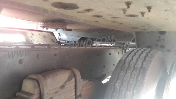 รถบรรทุกน้ำ  10 ล้อ  ยี่ห้อ ISUZU    น็อต  8 ตัว