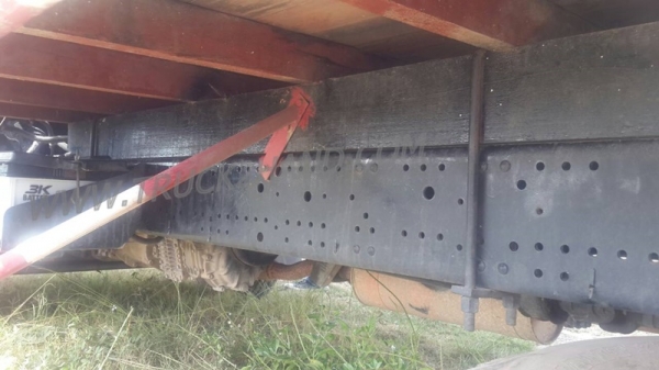 รถ 6ล้อ Isuzu  NQR 175 รถรั้ว กระบะยาว5.6เมตร เข็มไมล์ 197850 รถปี 2549