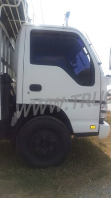 รถ 6ล้อ Isuzu  NQR 175 รถรั้ว กระบะยาว5.6เมตร เข็มไมล์ 197850 รถปี 2549