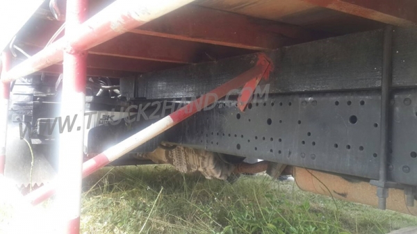 รถ 6ล้อ Isuzu  NQR 175 รถรั้ว กระบะยาว5.6เมตร เข็มไมล์ 197850 รถปี 2549