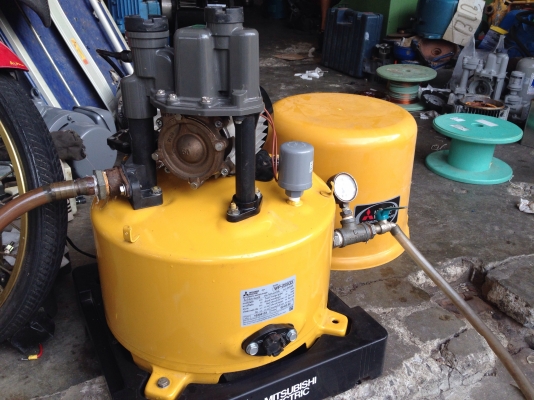 ขายปั้มน้ำอัตโนมัติ mitsubishi 250W สภาพสวยมาก ตรวจเช็คแรงดันเรียบร้อย ไม่มีรั่วซึม พร้อมใช้งาน