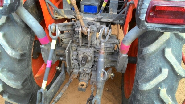 ขายรถไถ KUBOTA B2420  ราคา 165,000 อ.แกลง ระยอง สอบถาม 0818618678