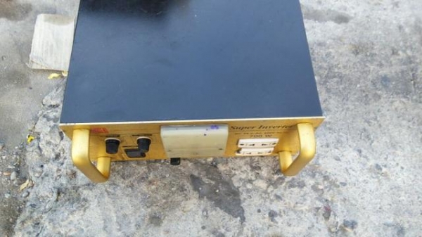 ขายหม้อแปลงไฟ 24 V ออก 220 700 w