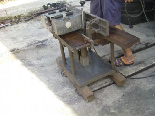 เครื่องโครกไม้ไซไม้ 2in 1 ราคา 25,000บาทสภาพ 80\%ยี่ห้อ มาชิต้า พร้อมหม้อแปลง เหมาะสำหรับใช้นอกสถานที่ตามหน้าไซตงาน ของญี่ปุ่นแท้ เครื่องโครกไม้ไซไม้ 2in 1 ราคา 25,000บาทสภาพ 80\%ยี่ห้อ มาชิต้า พร้อมหม้อแปลง เหมาะสำหรับใช้นอกสถานที่ตามหน้าไซตงาน ของญี่ปุ่นแท้