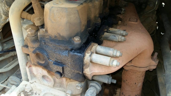 รถฮีโน่ 10 ล้อดั้ม F18  178 แรงม้า. ปี 32    สนใจติดต่อ 081 - 6079515