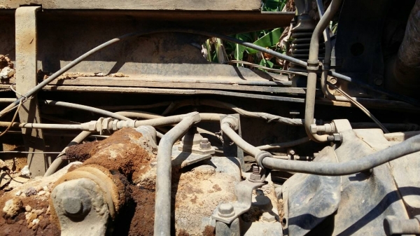 รถฮีโน่ 10 ล้อดั้ม F18  178 แรงม้า. ปี 32    สนใจติดต่อ 081 - 6079515