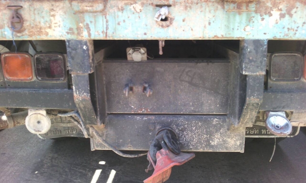 รถอีซูซุ 10 ล้อ ( หลังถนน. ) FVM 270 แรงม้า. ปี 44 - 45 ( ขายแม่ , ลูก  / มีขาย 2 พ่วง. )   สนใจติดต่อ 081 - 6079515