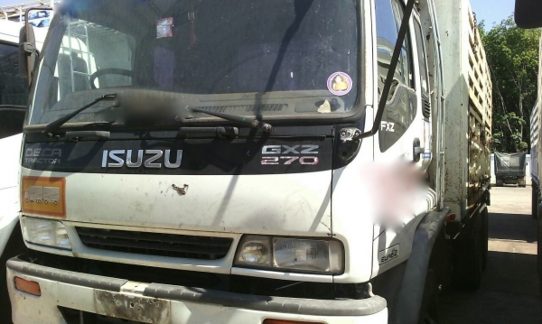 รถอีซูซุ 10 ล้อ ( หลังถนน. ) FVM 270 แรงม้า. ปี 44 - 45 ( ขายแม่ , ลูก  / มีขาย 2 พ่วง. )   สนใจติดต่อ 081 - 6079515